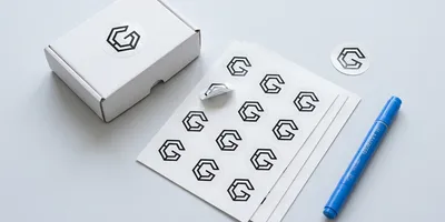 Наклейки — типография Цифра